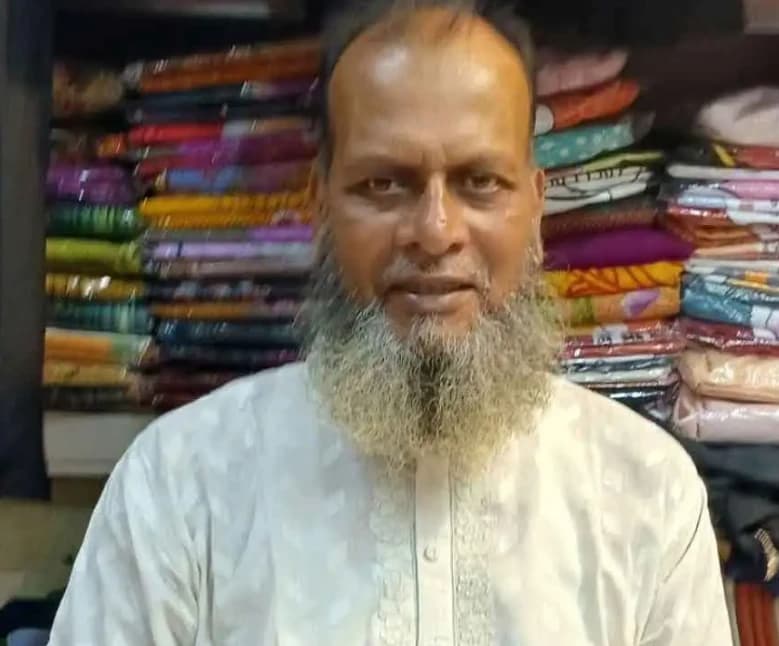 হাতকড়া পরা অবস্থাতেই পুলিশের হাত থেকে ছিনিয়ে নেওয়া হলো আসামিকে, আনোয়ারায় চরম উত্তেজনা