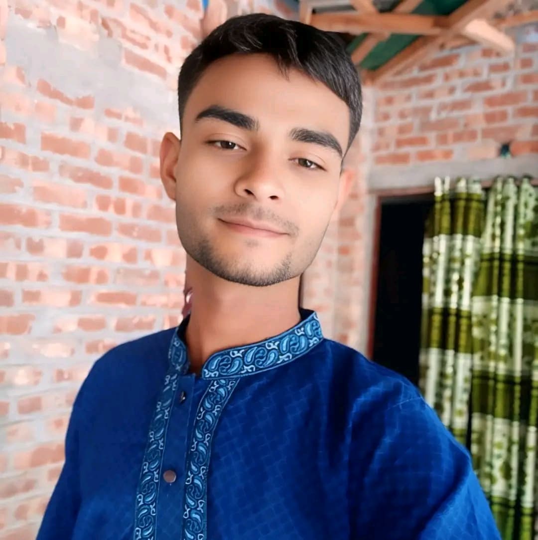 কালিয়াকৈরে ইন্টারনেট লাইনে কাজ করতে গিয়ে বিদ্যুৎস্পৃষ্ট, দুই হাত হারালেন তরুণ সোহান হাসপাতালের বেডে মৃত্যুর সঙ্গে লড়াই, থানায় অভিযোগ