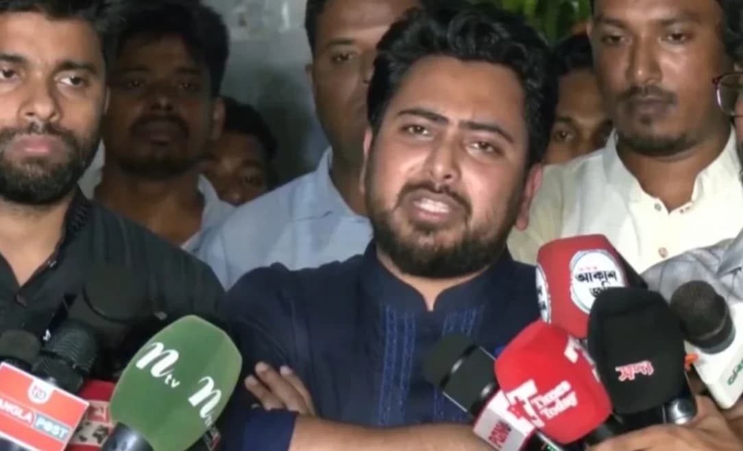 গ্যাসের দাম বাড়লে পেট্রোবাংলা ঘেরাও হবে, সরকারের বিরুদ্ধে কঠোর হুঁশিয়ারি নাহিদ ইসলামের