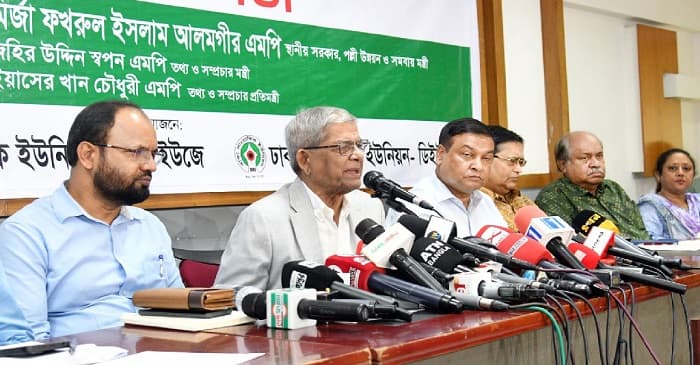জুলাইয়ের শহীদদের রক্ত বৃথা যেতে দেব না, গণতান্ত্রিক রাষ্ট্র গড়তে বদ্ধপরিকর সরকার: মির্জা ফখরুল