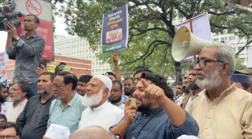৫ মাসে সব ওয়াদা ভঙ্গ ও কৃত্রিম সংকট তৈরি, সরকারের ব্যর্থতার অভিযোগে সচিবালয়ে পদযাত্রা