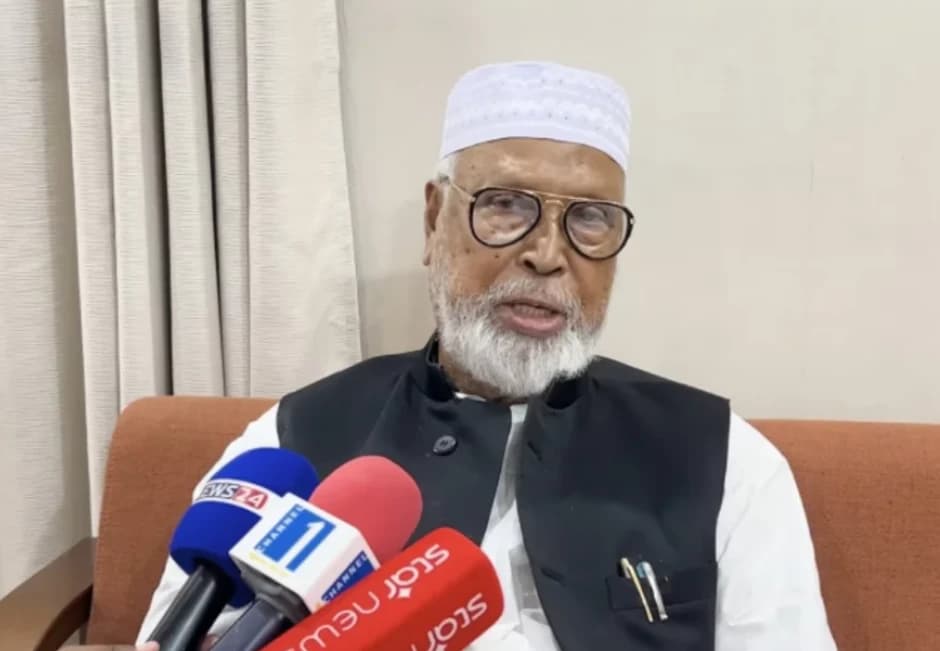 "ড. ইউনূসের চেয়ে হাজারগুণ ভালো দেশ চালাচ্ছেন তারেক রহমান", কাদের সিদ্দিকীর বিস্ফোরক দাবি