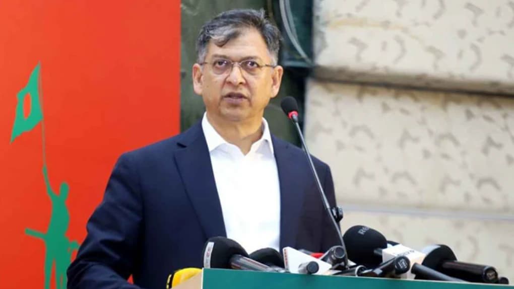গালির জবাব হবে গণতান্ত্রিক পদ্ধতিতে, হামলা চলবে না: ঢাকা বিশ্ববিদ্যালয়ে স্বরাষ্ট্রমন্ত্রী