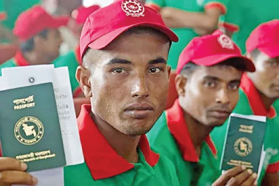 ২৭ দেশে ৫৬ হাজার প্রবাসী সেবাবঞ্চিত, নেই নিজস্ব কোনো কূটনৈতিক মিশন