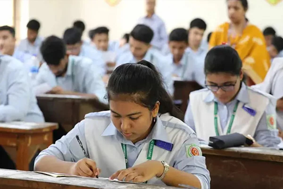 লাখ লাখ শিক্ষার্থীর দীর্ঘ অপেক্ষার অবসান, আজই জানা যাবে এসএসসি ও সমমান পরীক্ষার ফলাফল