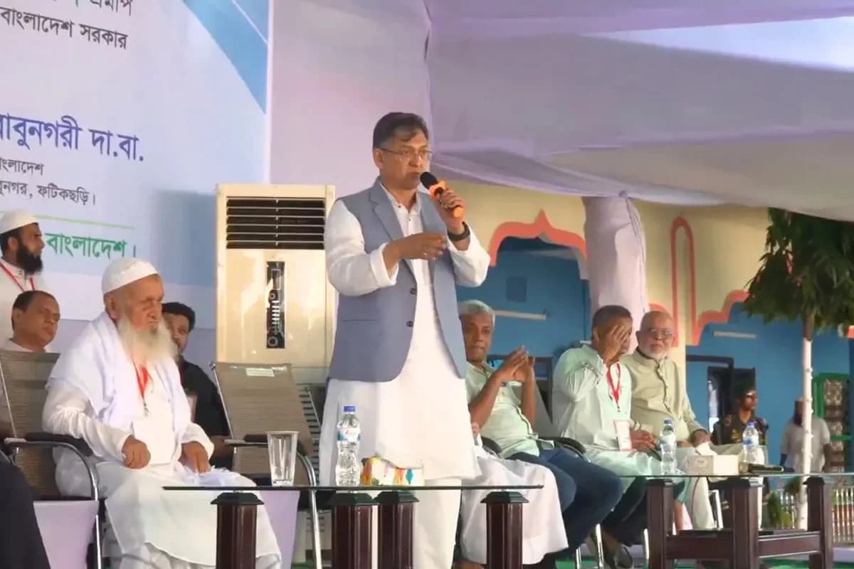 শাপলা চত্বর হত্যাকাণ্ডের বিচার হবে: চার্জশিটের পর চূড়ান্ত পদক্ষেপের ঘোষণা স্বরাষ্ট্রমন্ত্রীর