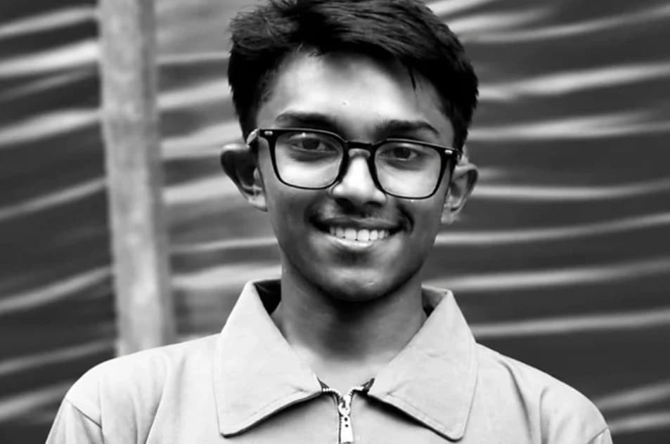 রেজাল্টের দুই দিন আগে মৃত্যু, এসএসসি পরীক্ষায় গোল্ডেন জিপিএ-৫ পেলেন কুমিল্লার শিহাব
