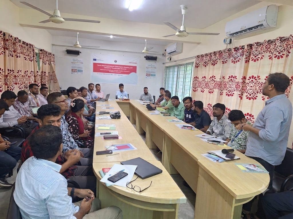 টেকনাফের যুবকদের দক্ষ ও স্বাবলম্বী করতে সরকারি-বেসরকারি সংস্থার বড় পদক্ষেপ