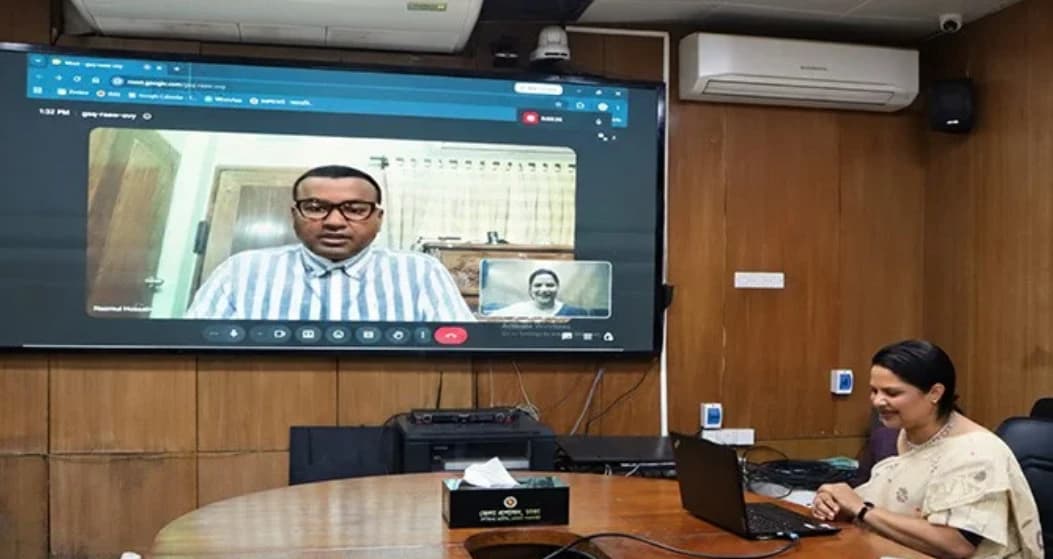 প্রবাসীদের ভূমি সমস্যা সমাধানে বড় পদক্ষেপ, এখন সেবা পাবেন ‘হ্যালো ডিসি’ অ্যাপে