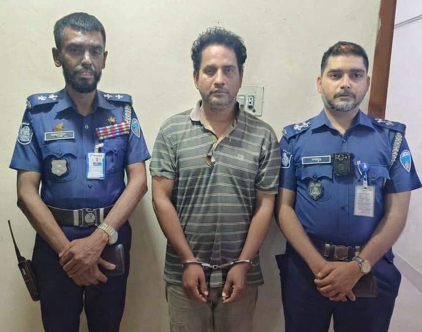নিষিদ্ধ ঘোষিত ছাত্রলীগের সাবেক সহ-সভাপতি গ্রেফতার!