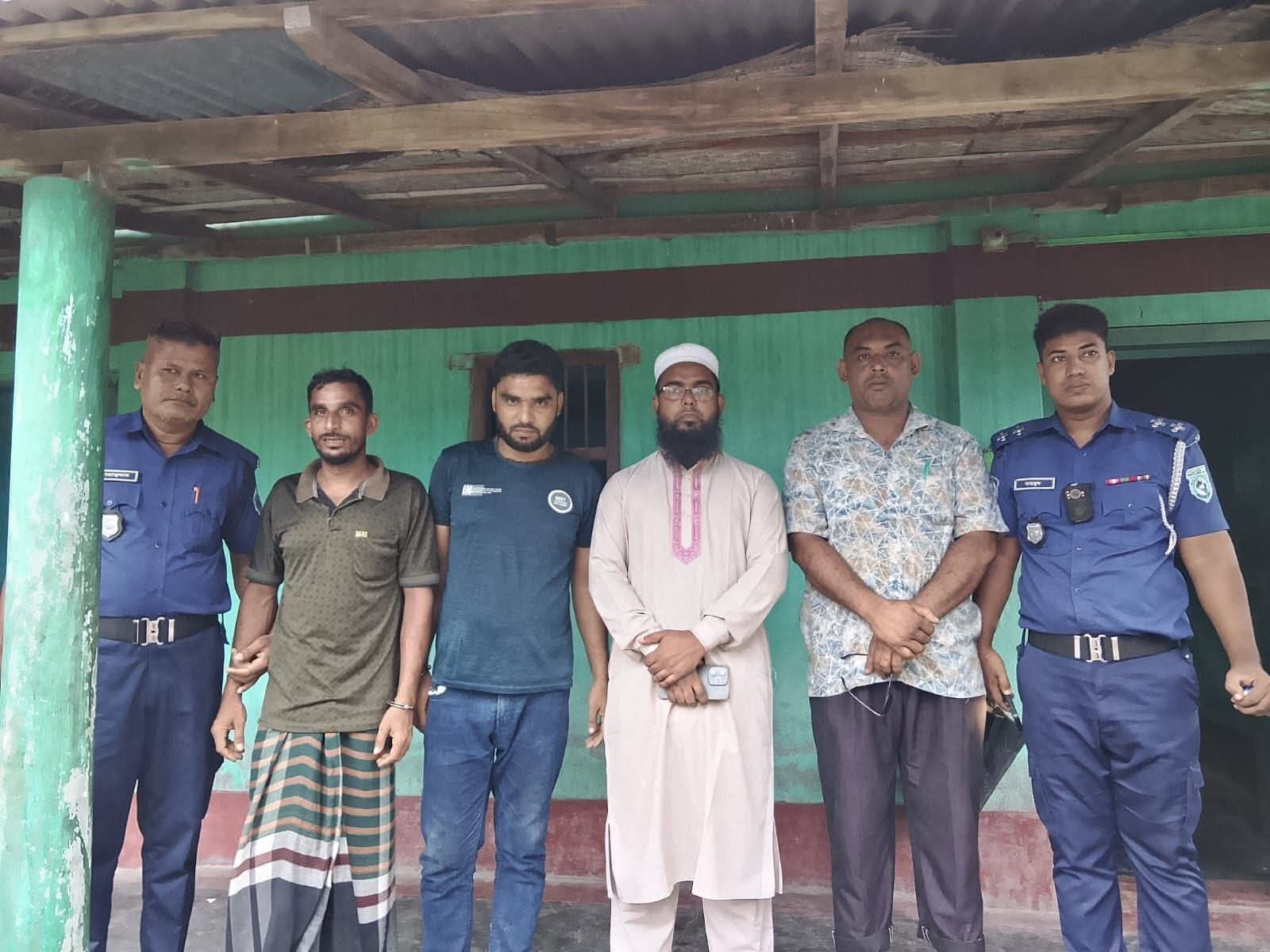 রাণীশংকৈলে গাঁজা সেবনের দায়ে দুইজনের কারাদণ্ড