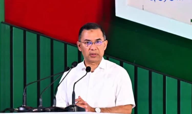 বিদেশি ঋণের নির্ভরতা কমিয়ে অভ্যন্তরীণ রাজস্ব বাড়ানোর কঠোর নির্দেশ প্রধানমন্ত্রীর