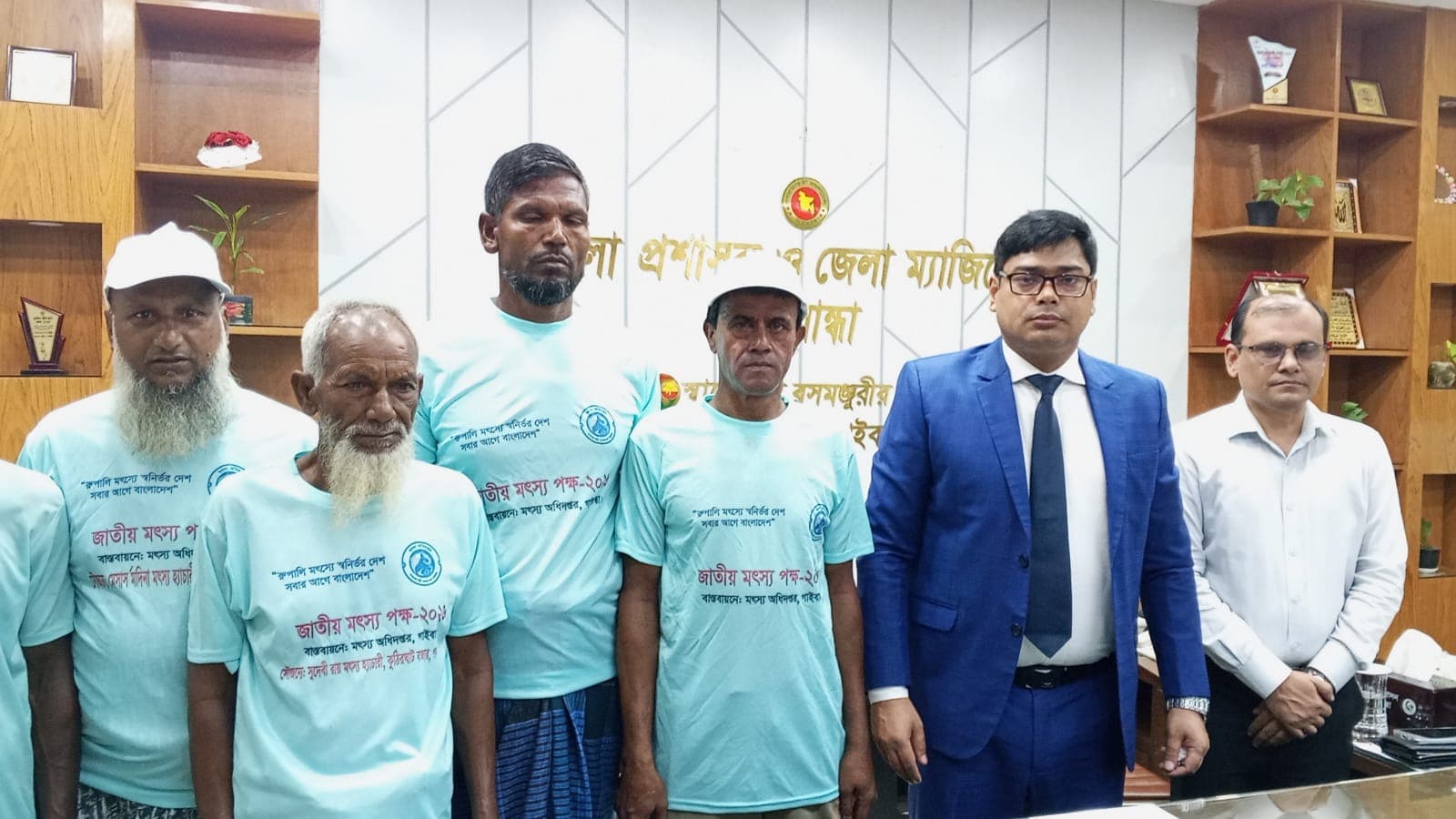 গাইবান্ধার নবাগত জেলা প্রশাসকের সঙ্গে মৎস্যজীবী সমবায় সমিতির মতবিনিময়