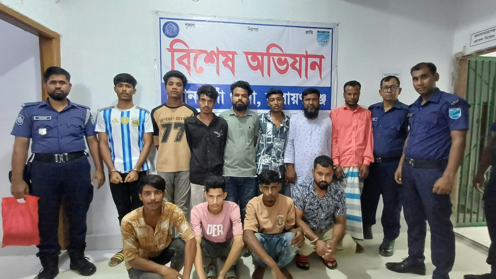 সোনারগাঁয় পুলিশের সাঁড়াশি অভিযান: মাদক ও পরোয়ানা মামলায় গ্রেফতার ১১