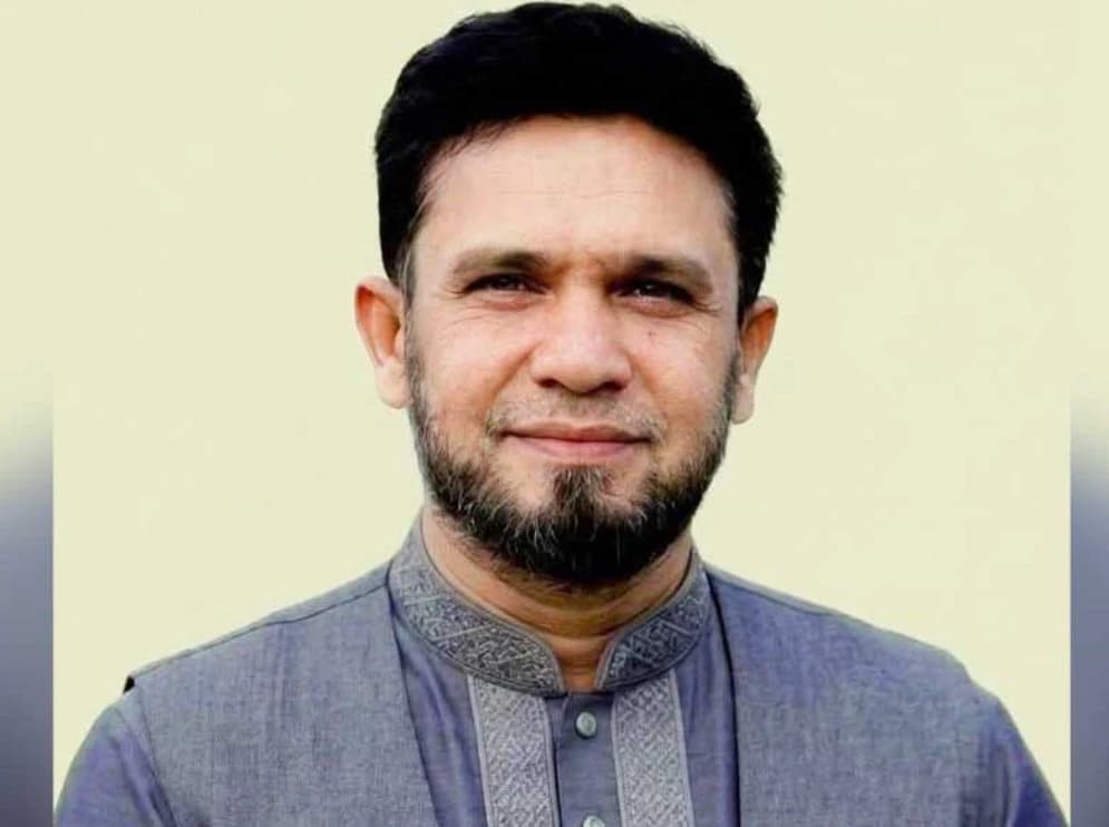 প্রধানমন্ত্রীর ব্যঙ্গচিত্র পোস্ট করায় যশোরের অভয়নগরে আটক সাংবাদিক পরিচয়ধারী যুবক