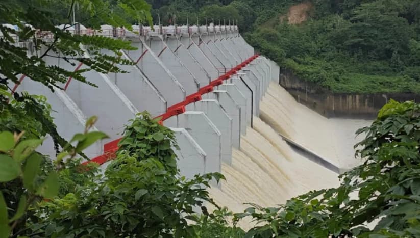 বিপৎসীমার কাছাকাছি পানি: বন্যা নিয়ন্ত্রণে কাপ্তাই হ্রদের ১৬টি জলকপাট খোলা হলো