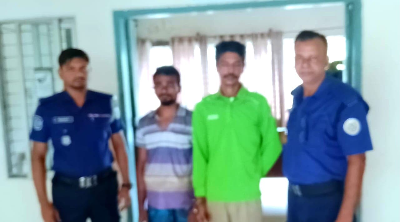 কাঁঠালিয়ায় ইয়াবা ও গাঁজাসহ দুজন গ্রেপ্তার