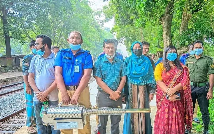দামুড়হুদায় ডেঙ্গু প্রতিরোধে ইউএনওর নেতৃত্বে ব্যাপক পরিচ্ছন্নতা অভিযান